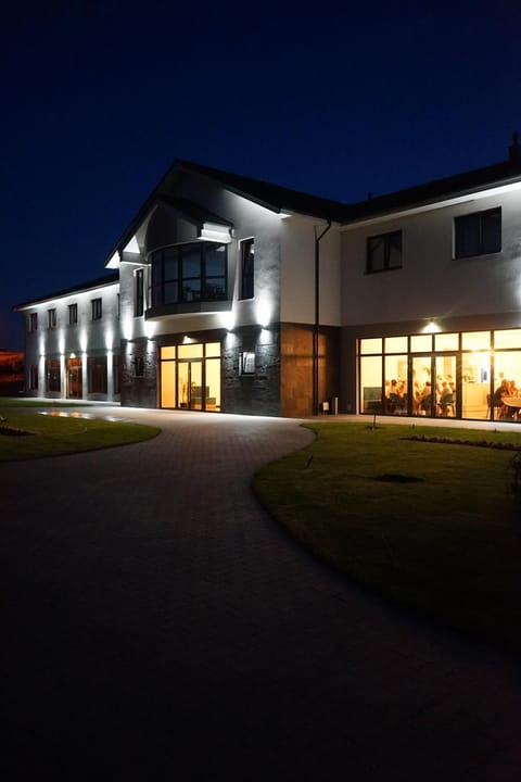 Property building, Night