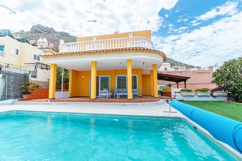 Villa with private pool and magnificent views Villa in Costa Adeje