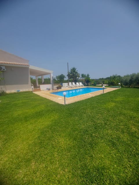 Property building, Garden view, Pool view