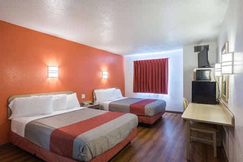 Photo of the whole room, On site