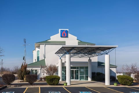 Property building, On site