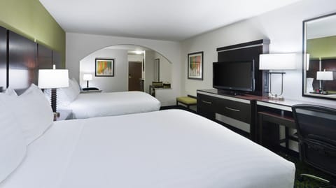 Holiday Inn Express and Suites Stroudsburg-Poconos, an IHG Hotel Resort in Stroud Township