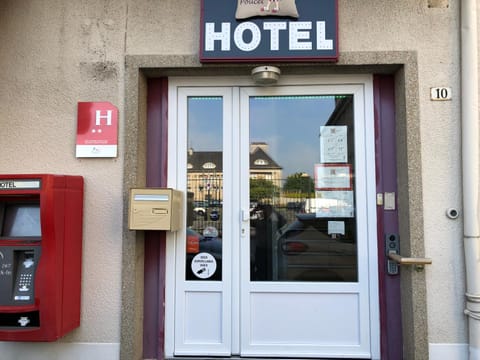 Le petit poucet Hotel in Saint-Lô