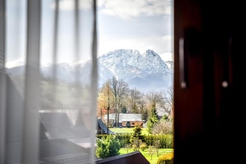 Nearby landmark, Spring, Day, Mountain view