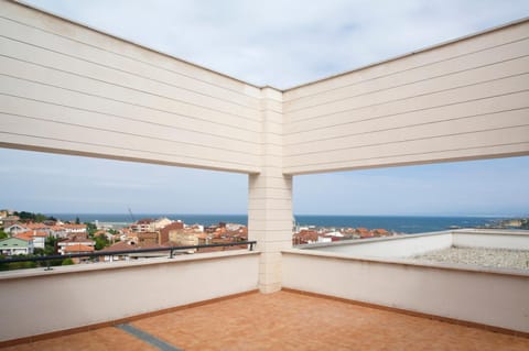 Ático con amplia terraza Nautilus I Appartement in Luanco