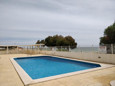 Oceanides Beachfront Apartments Apartment in Quarteira