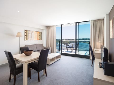 Oaks Adelaide Horizons Suites Aparthotel in Adelaide