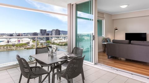 Oaks Brisbane Casino Tower Suites Apartahotel in Brisbane City