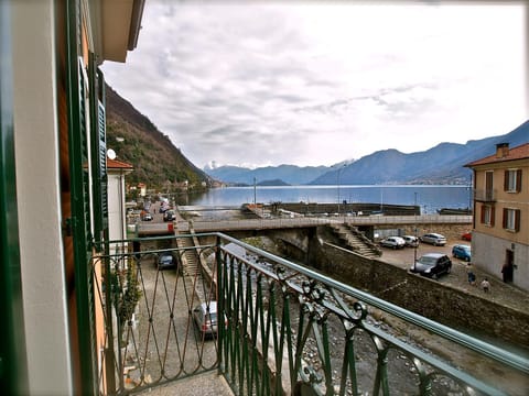 Day, Balcony/Terrace, Mountain view