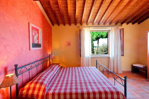 Agriturismo Il Pelago Farm Stay in Tuscany