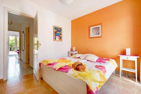 Very well maintained house in Chayofa, the sunny south of Tenerife Chalet in Abona