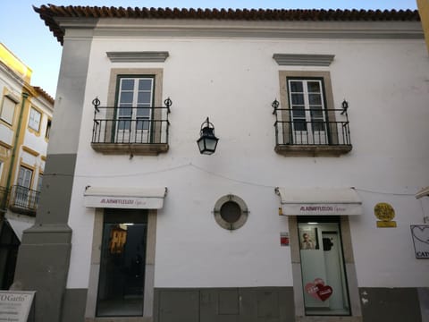 Casa da Avó Alsira 2 Condo in Evora