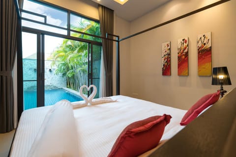 Bedroom, Swimming pool