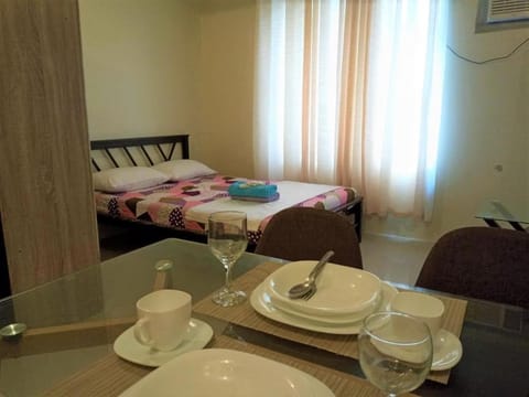 Kassel Dorz Hostel Bed and Breakfast in Paranaque