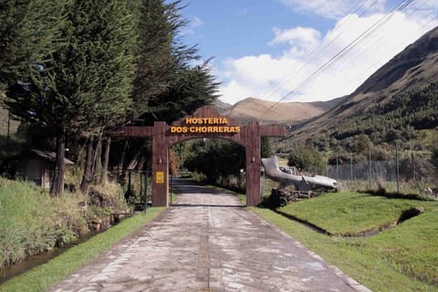 Nearby landmark, Facade/entrance, Natural landscape, Fishing, View (from property/room), Lobby or reception, Decorative detail, Mountain view, Street view, Area and facilities