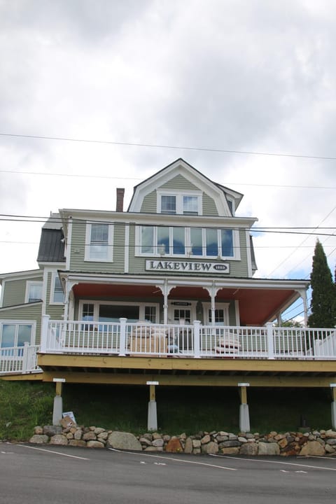 The Lakeview Inn & Cottages Albergue natural in Weirs Beach