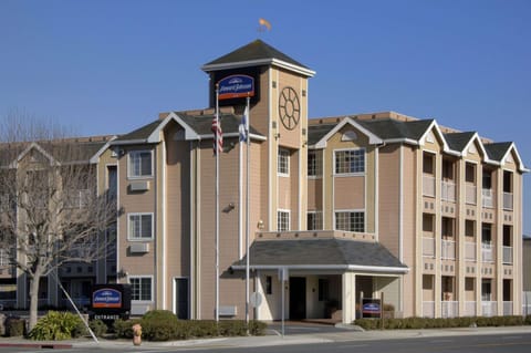 Property building, On site