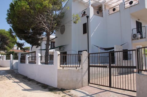 Villa Carlos Bambino Apartment in Province of Taranto