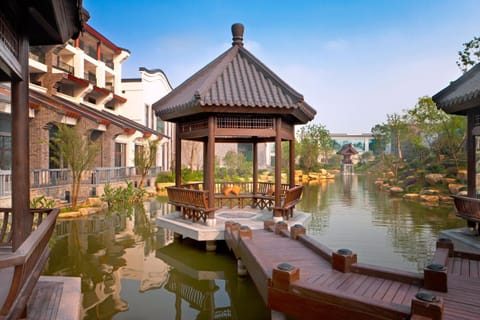 Sheraton Grand Hangzhou Wetland Park Resort Hotel in Hangzhou