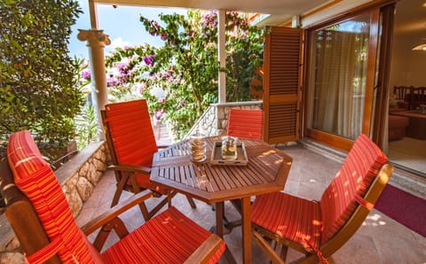 Villa Magnolija Apartment in Cres