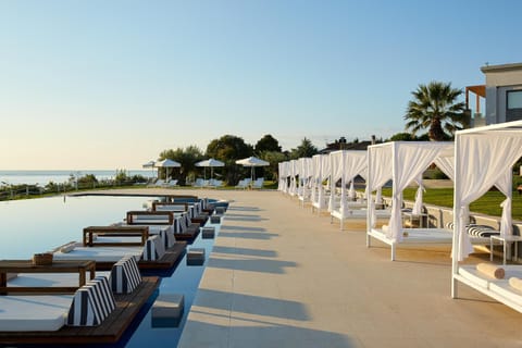 Pool view, Sea view, Swimming pool