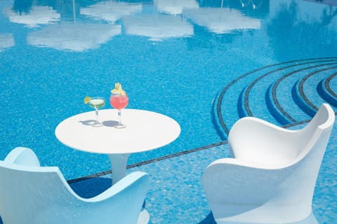 Lounge or bar, Swimming pool