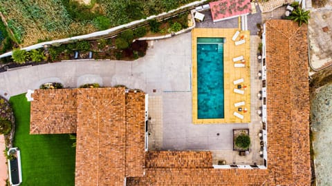 Property building, Bird's eye view, Swimming pool