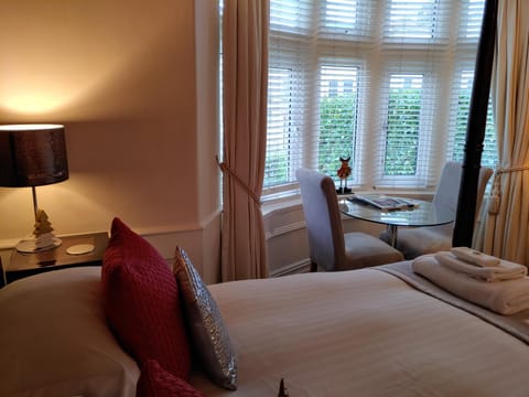 The Bath House Boutique B&B - IN-ROOM Breakfast - FREE parking Bed and Breakfast in Bath
