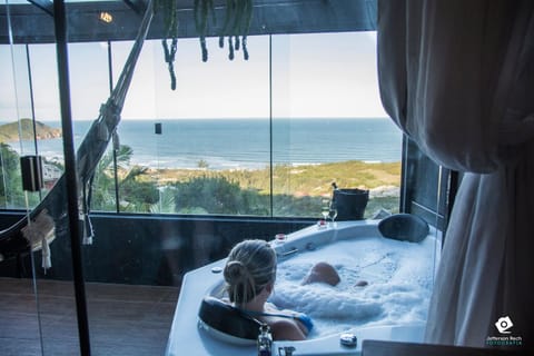 Hot Tub, Sea view