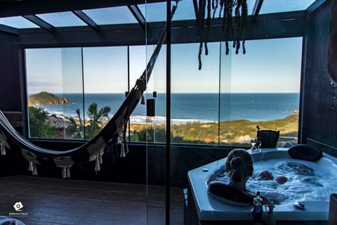 Hot Tub, Sea view