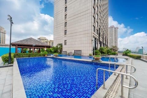 Pool view, Swimming pool