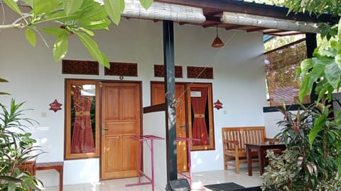 Van Santri Homestay Pemuteran Vacation rental in Bali
