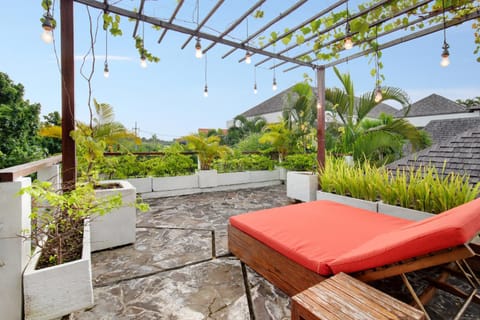 You think you know Canggu - Think again! Stunning LARGE LUXXE 7bed Villa Villa in North Kuta