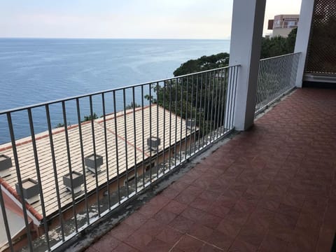 Appartamento con super vista sul mare Apartment in Arenzano