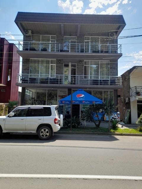 Property building, Facade/entrance