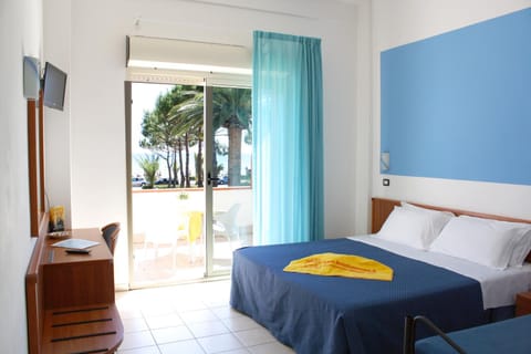 Hotel San Remo - All Inclusive - Fronte Mare - Spiaggia Privata Hotel in Abruzzo