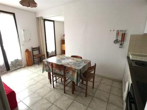 Appartement Port Leucate, 3 pièces, 6 personnes - FR-1-81-83 Apartamento in Leucate