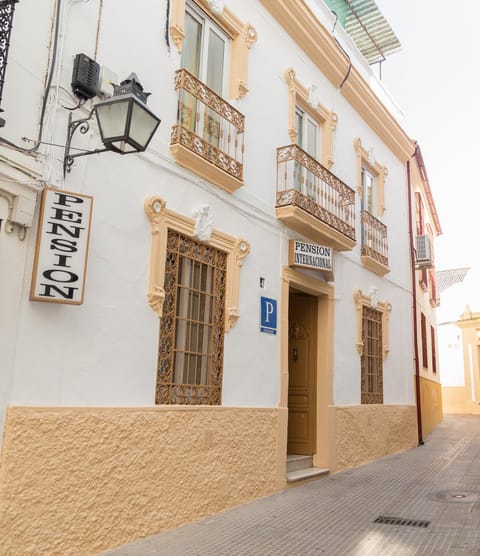 Property building, Facade/entrance