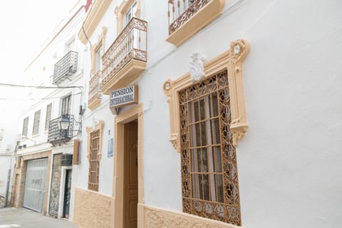 Property building, Facade/entrance