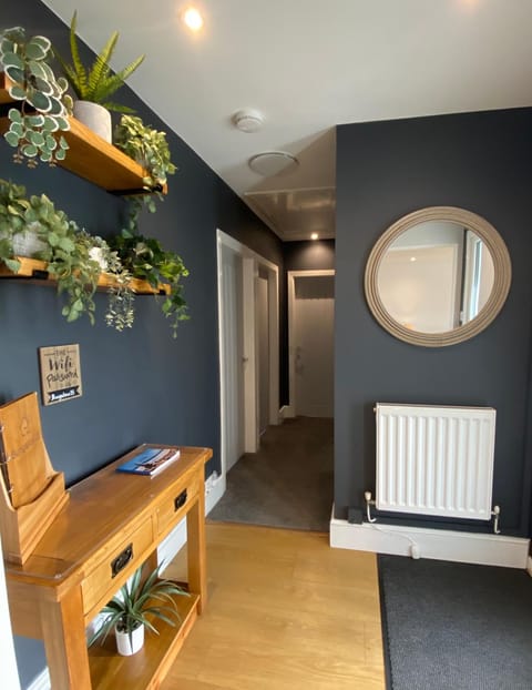 Bungalow33 Benllech House in Wales