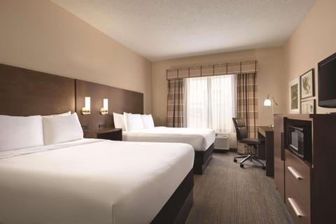 Country Inn & Suites by Radisson, Forest Lake, MN Hotel in Forest Lake