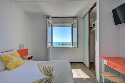 Bedroom, Sea view