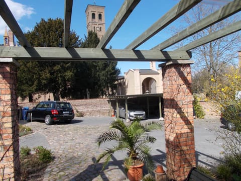 Facade/entrance, View (from property/room), Garden view, Area and facilities