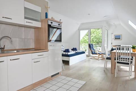 Living room, Food, kitchen