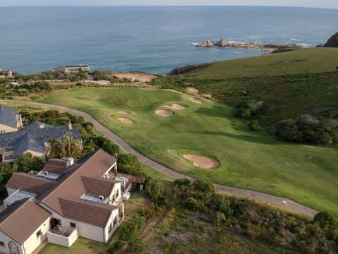 Property building, Facade/entrance, Bird's eye view, Golfcourse, Sea view, Street view