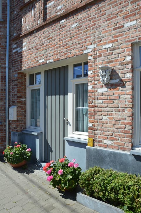 't bloemetje Apartment in Flanders