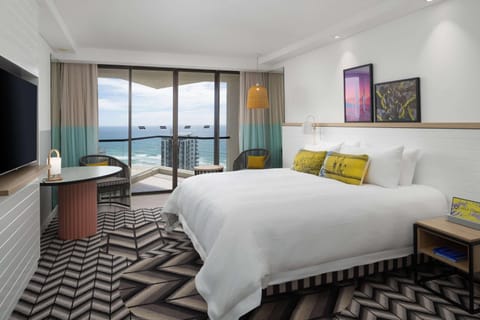 QT Gold Coast Hotel in Surfers Paradise Boulevard