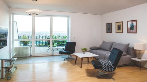 Traumhafte Ferienwohnung im Luisenhof Condo in Dresden