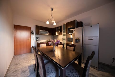 City&Sea view 2BR 4+2 Apartment in Zadar