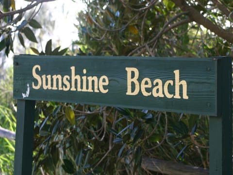La Mer Sunshine Beachfront Apartment hotel in Noosa Heads